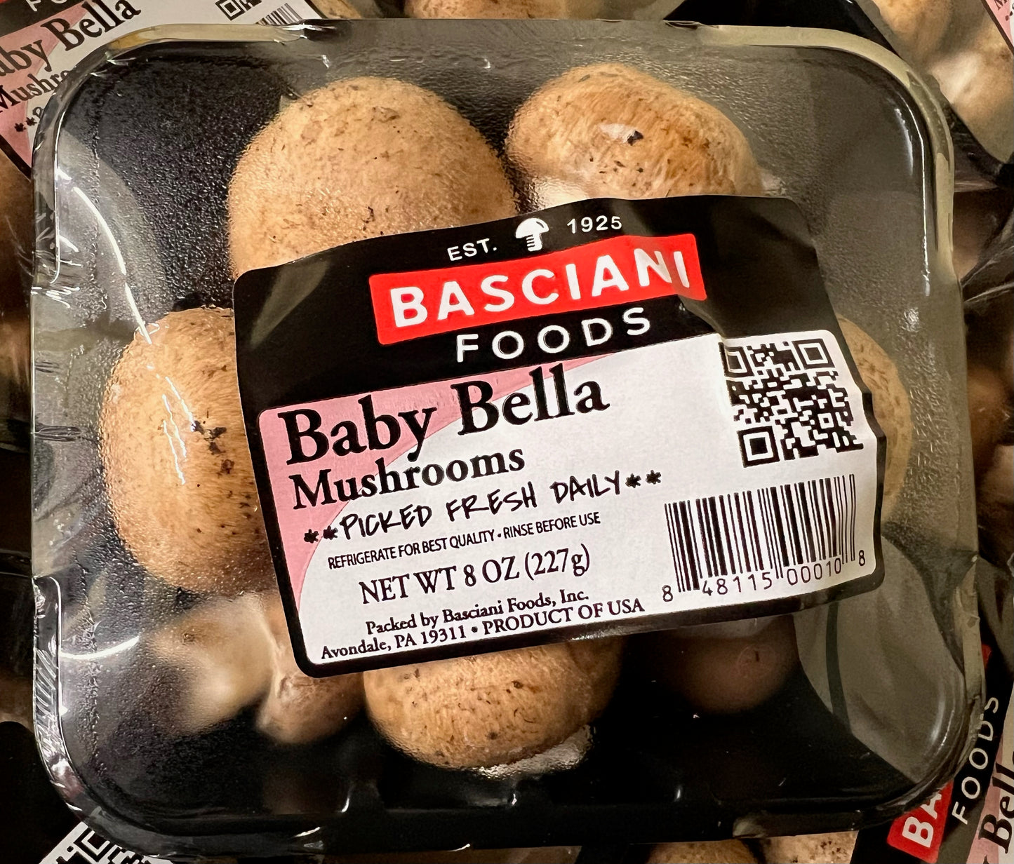 Mushrooms, Baby Bella, 8oz Whole